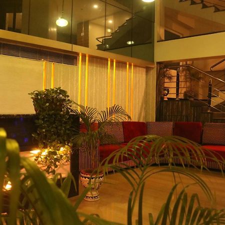 Hotel The Kalyaniz Guwahati Exterior foto